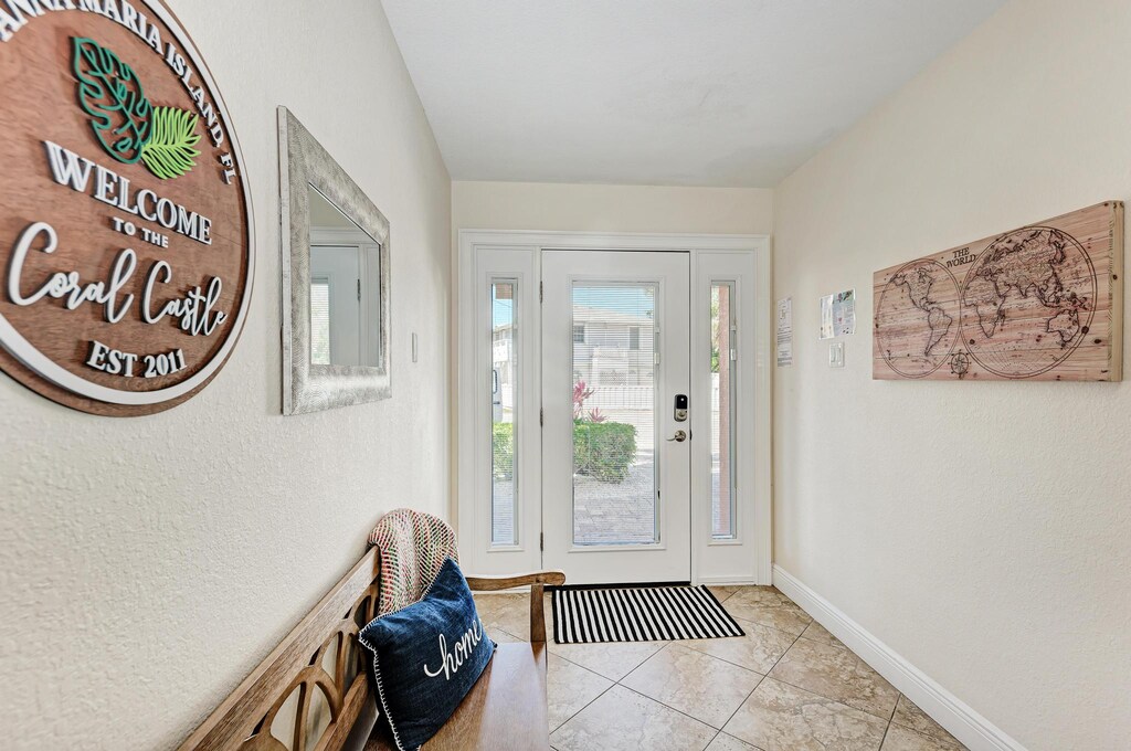 Interior Entryway - Anna Maria Island Locals