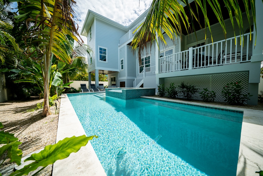 Outdoor Pool and Lounge