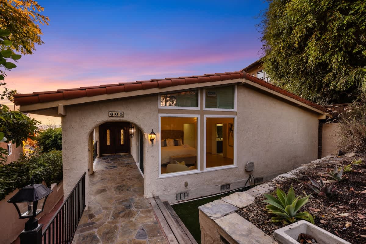 3BR Bliss w/ Golf & Ocean Views