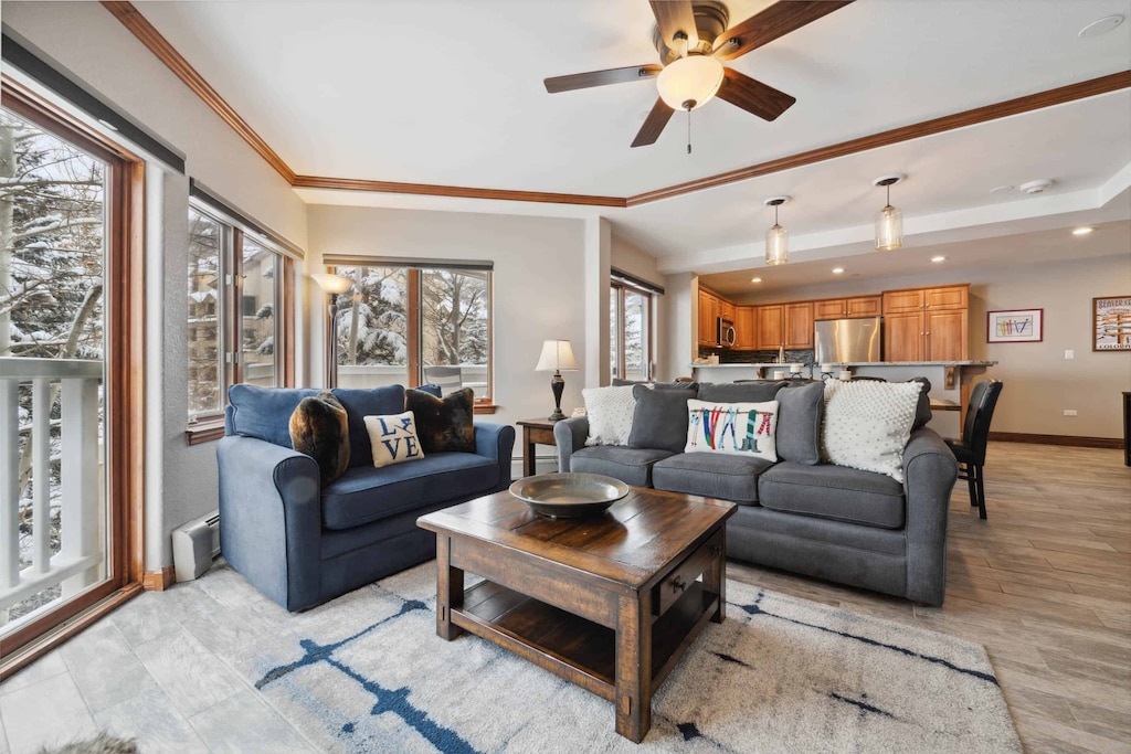 1705608882923-1542-3