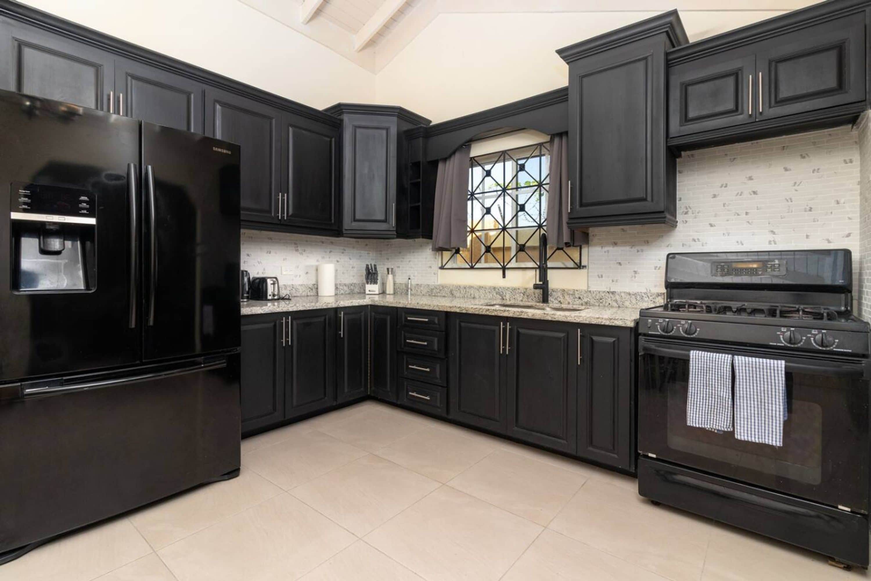 5 BedRmOasis DraxHall Pool Gym 