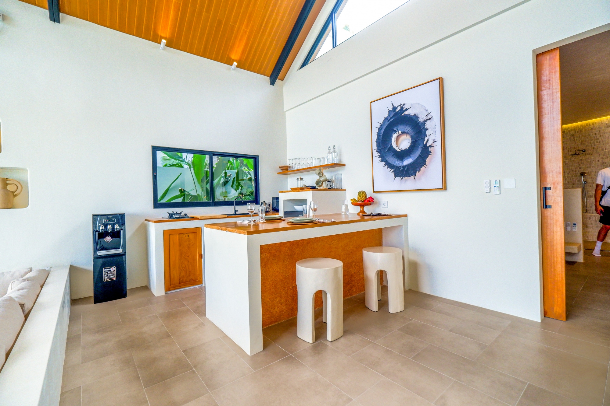 NEW! Beautiful Romantic AC Living Private 1BR Villa Next To Berawa Canggu