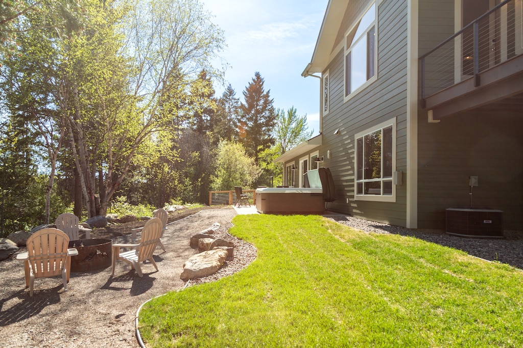 Enjoy Smores by the Fire Pit or Soak in the Hot Tub | Exterior