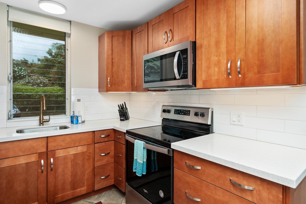 Fully stocked kitchen