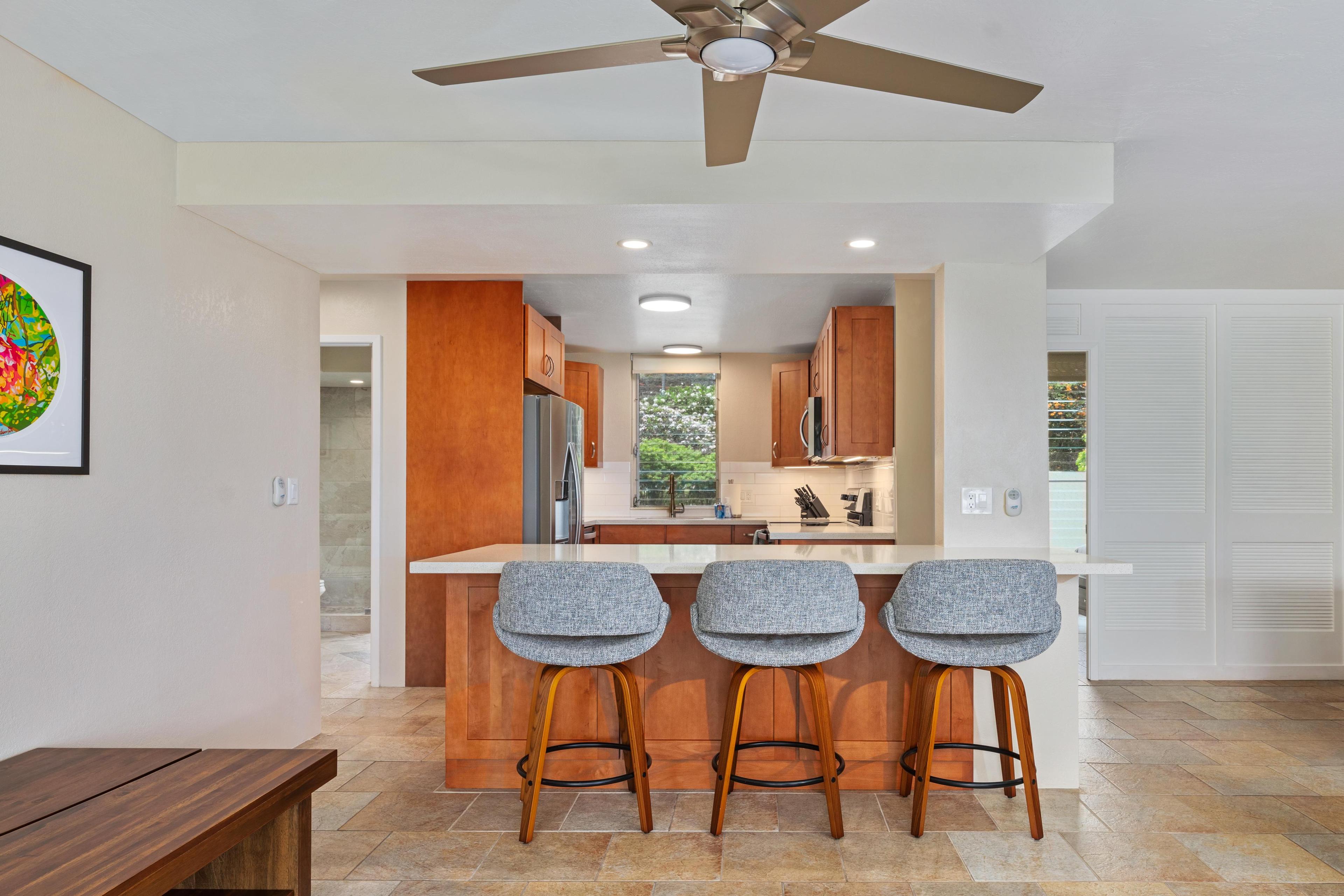 Bar seating off kitchen