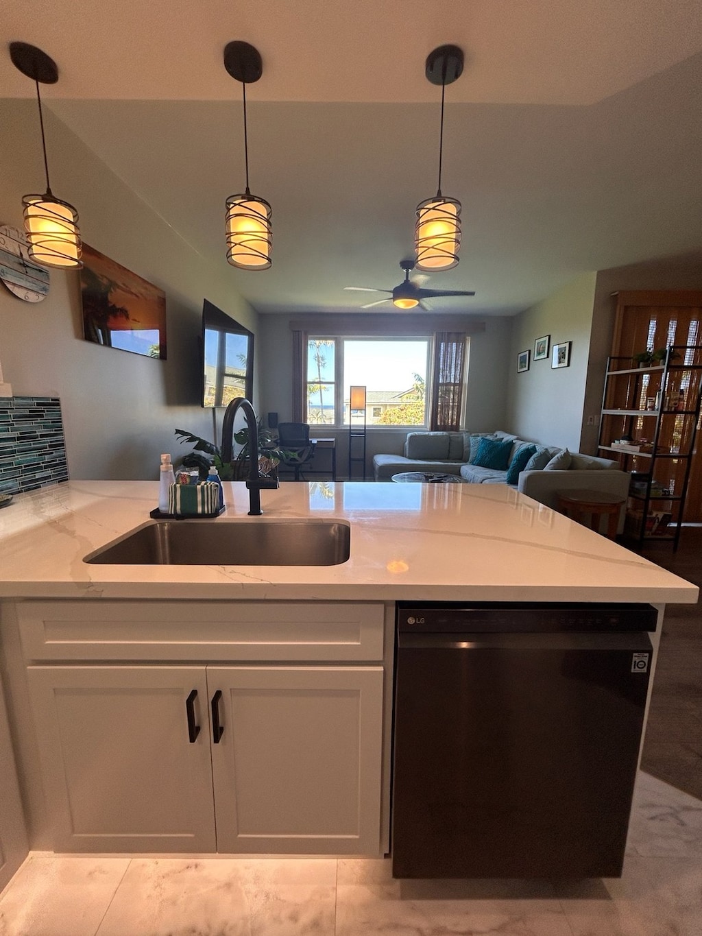 Newly Renovated Kitchen