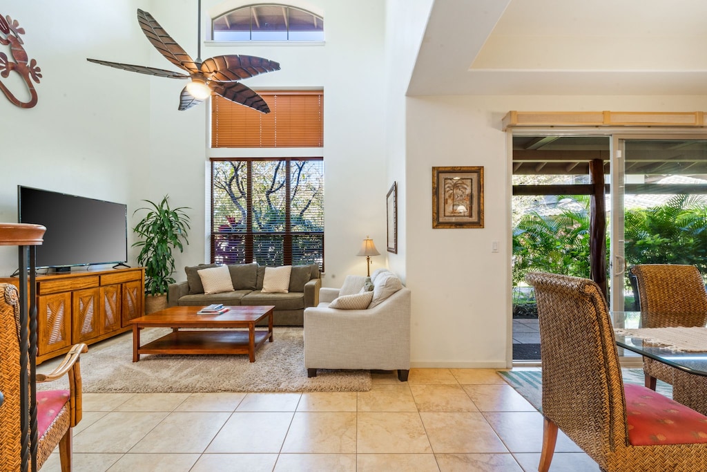 Vaulted ceilings in living room and Hawaiian touches