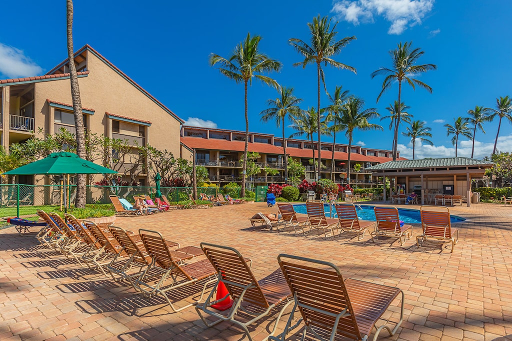 Enjoy the beautiful Maui sun