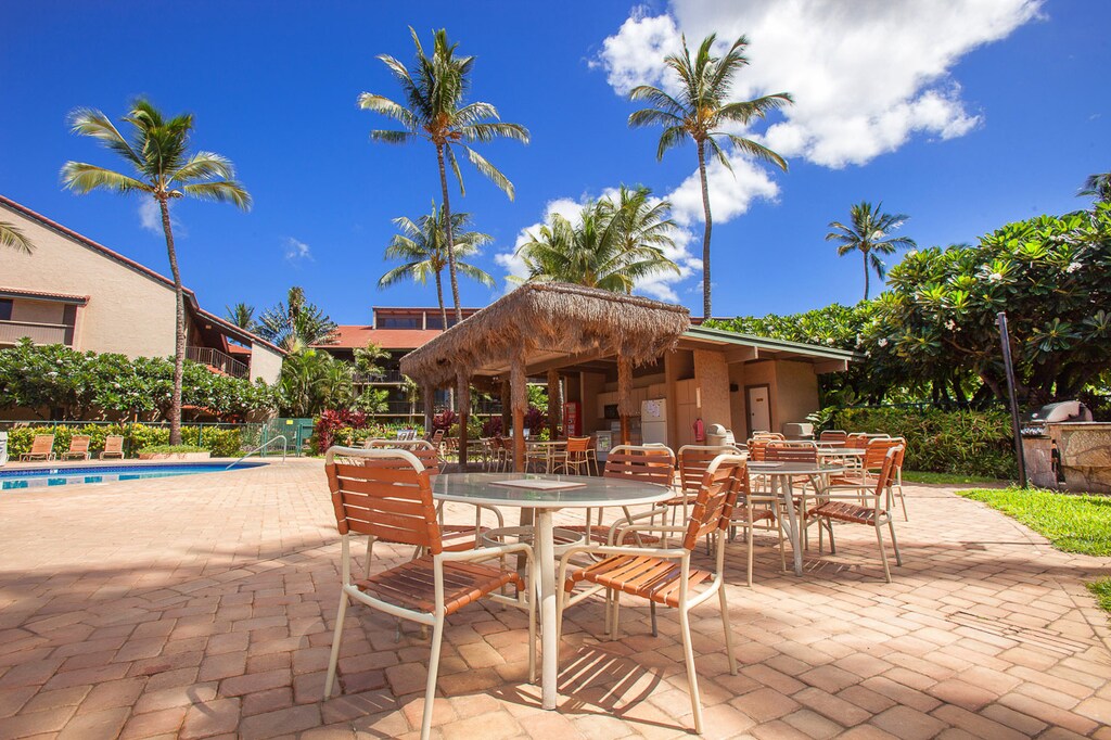 Have a great lunch or sunset dinner poolside