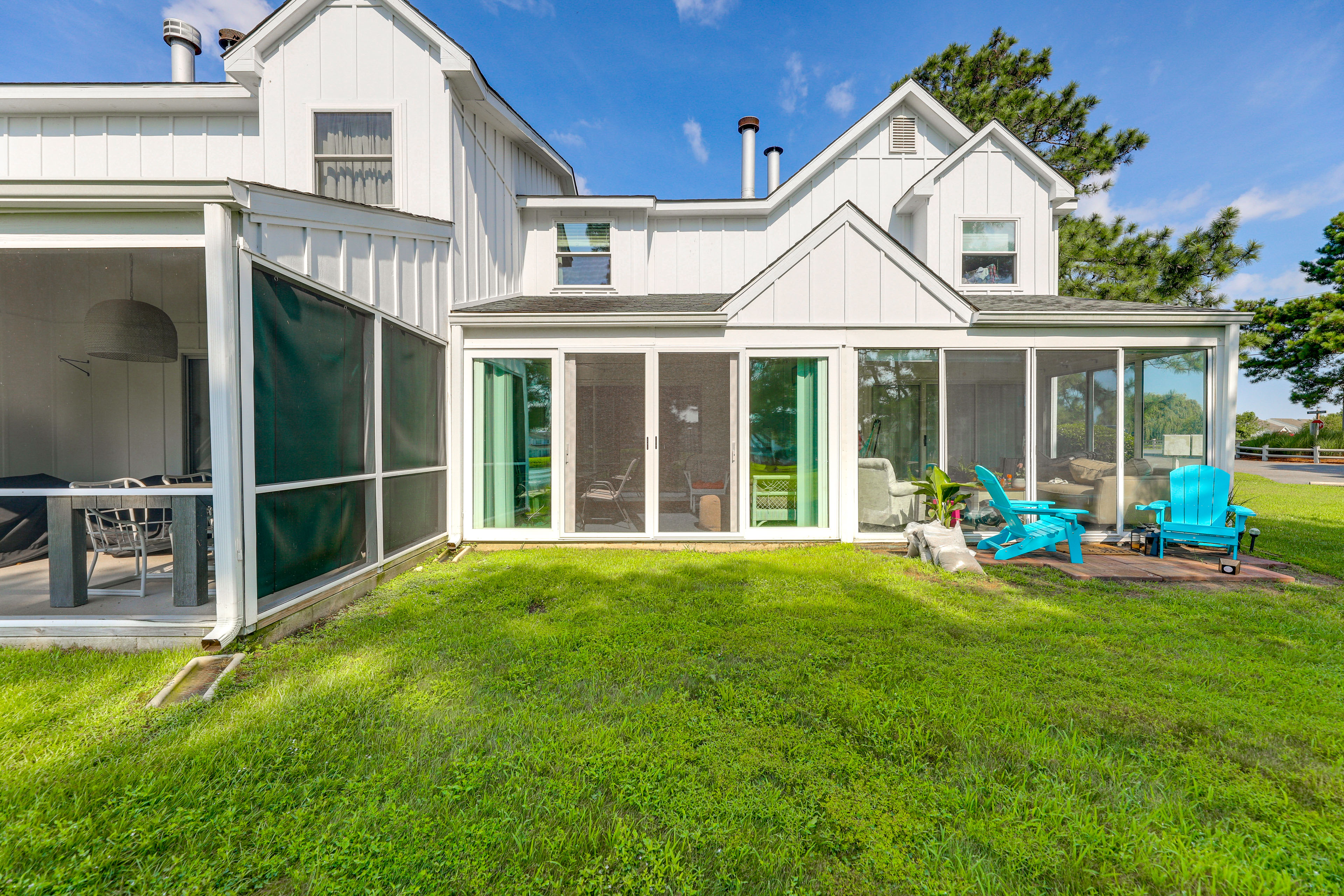 Beach Escape w/ Pool & Hot Tub Near Fenwick