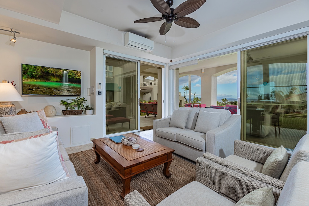 Comfortable lounge with soothing island outlooks