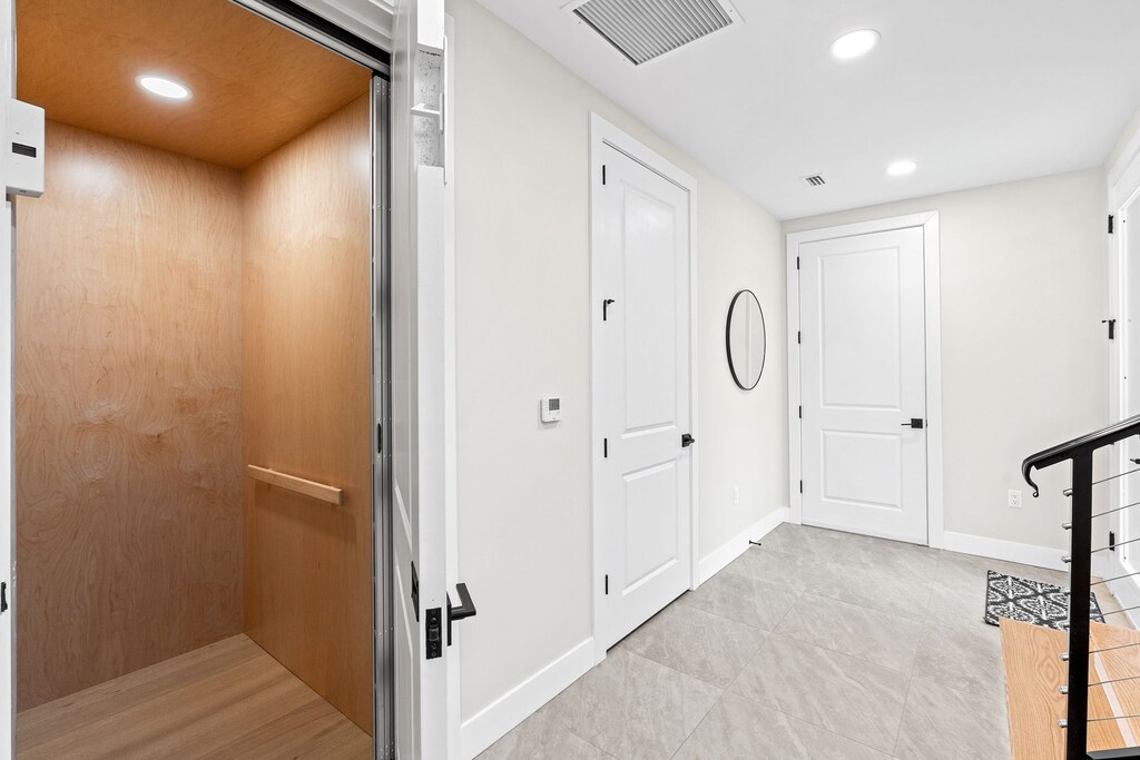 Elevator