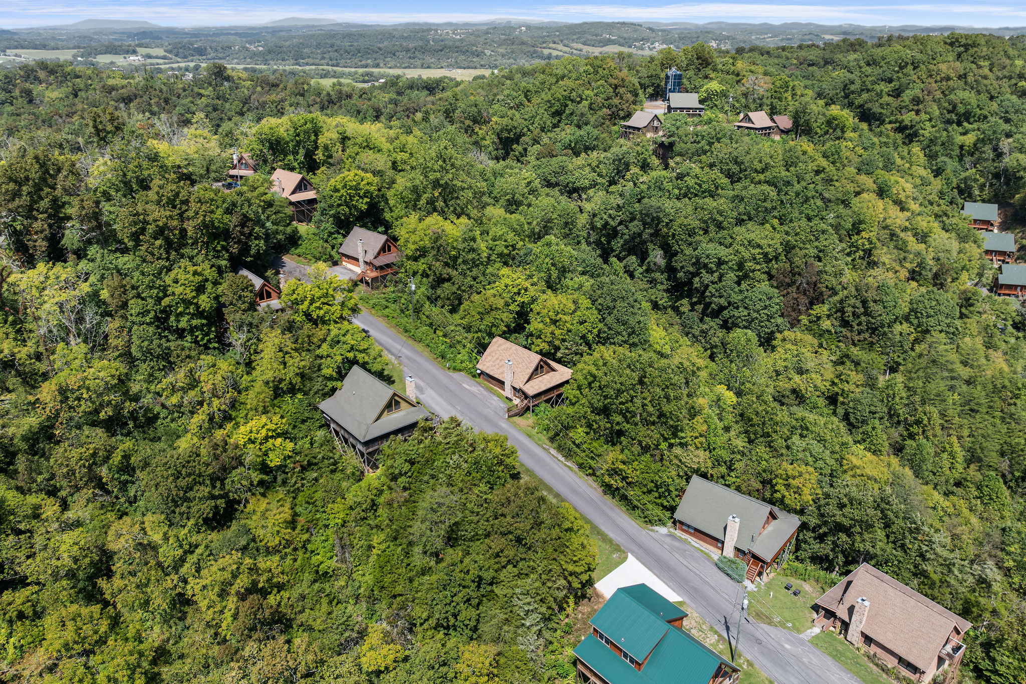 Aerial pictures of community around Eagle's Splendor
