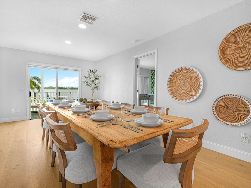 Gather, feast, and take in the view! Our dining table seats 10, so everyone can enjoy meals together with stunning lake views.