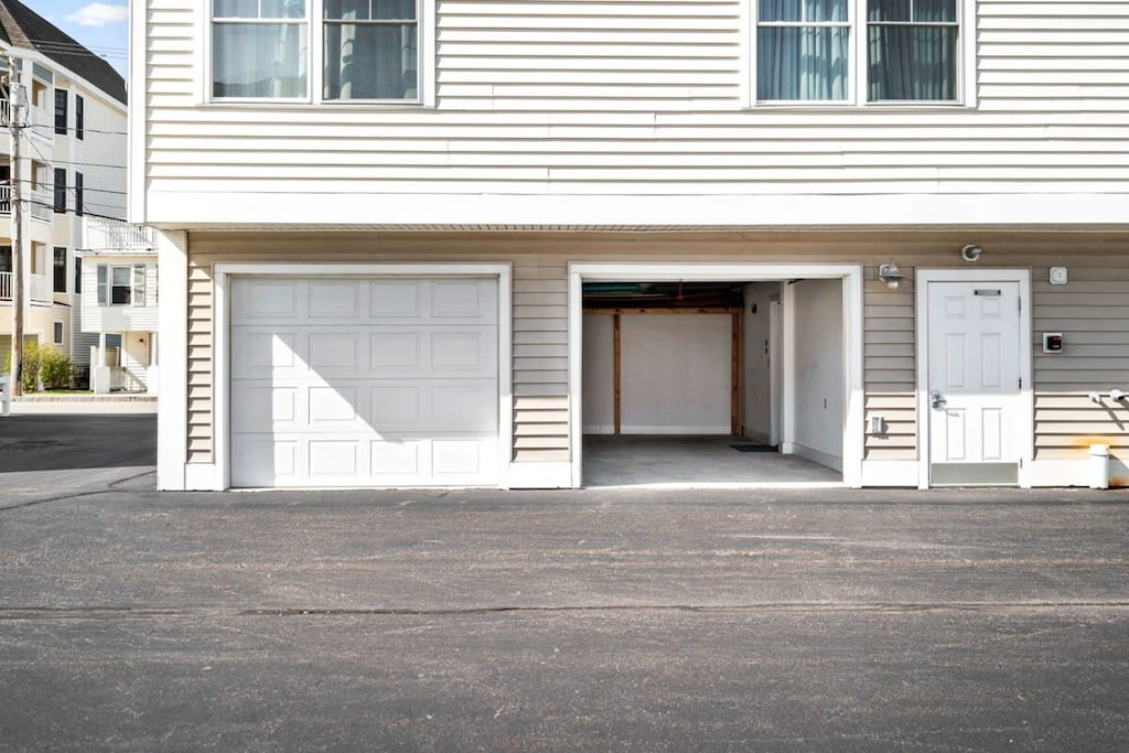 2 complimentary off-street parking spots available, including 1 garage spot (our garage stall is located immediately to the left of the common entrance door), and 1 outdoor spot.