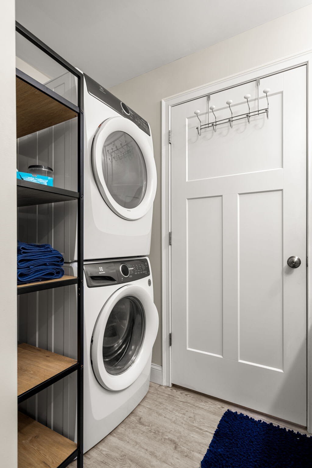 In-unit stackable washer/dryer