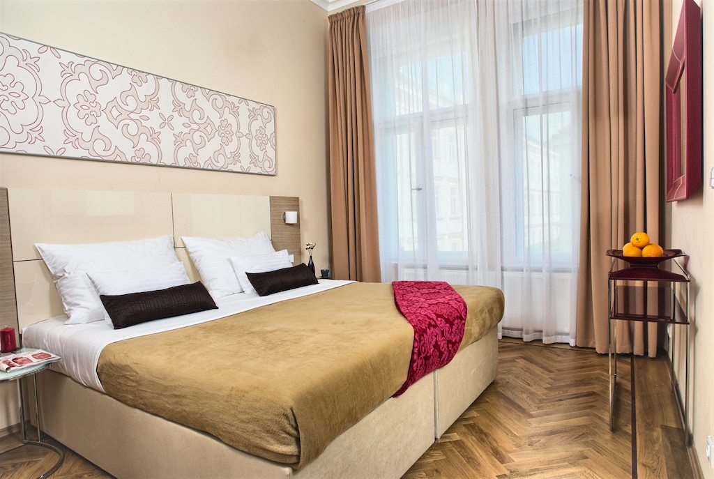 Second bedroom with king-sized bed