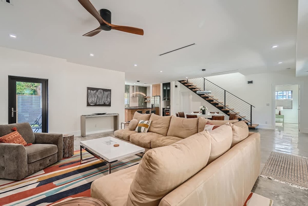 06LivingRoom