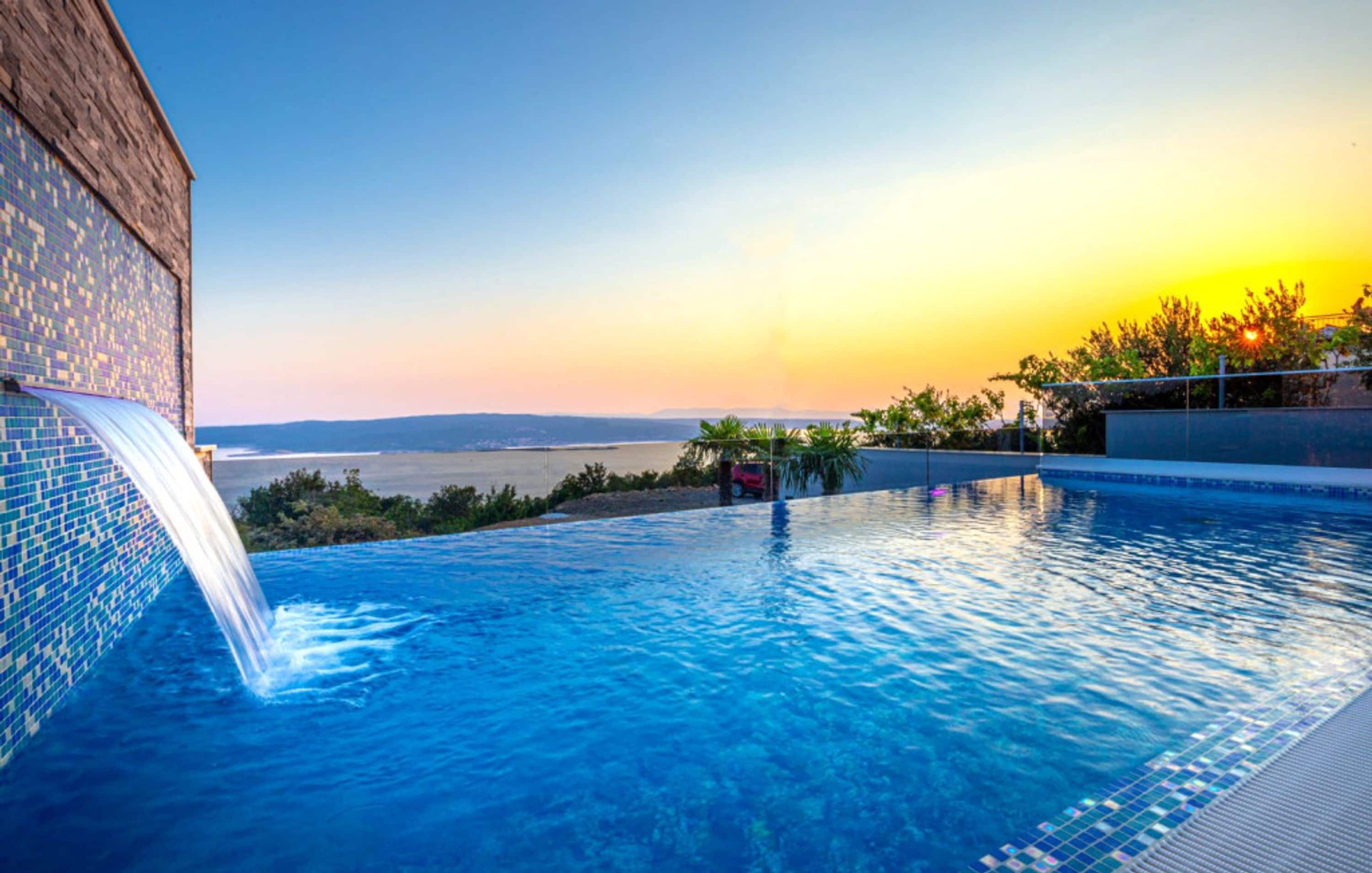 Villa Sun View by Villas Guide