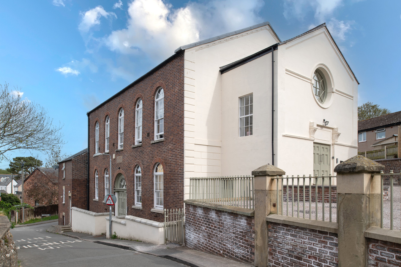 Stunning Flat in a Converted Chapel • Free Parking • Fast WiFi • Smart TV