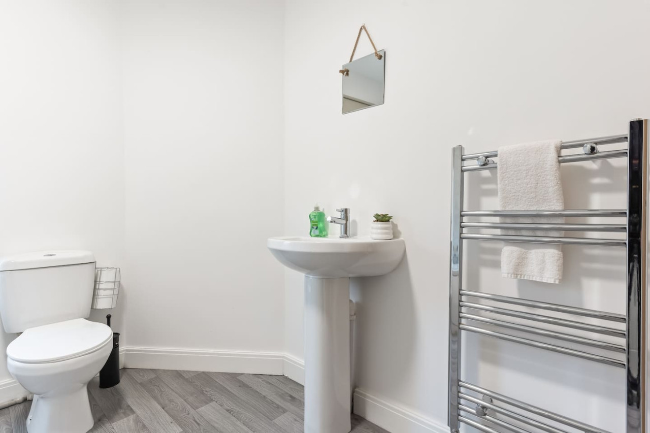 Charming House • Town Centre • Free Parking • Fast WiFI