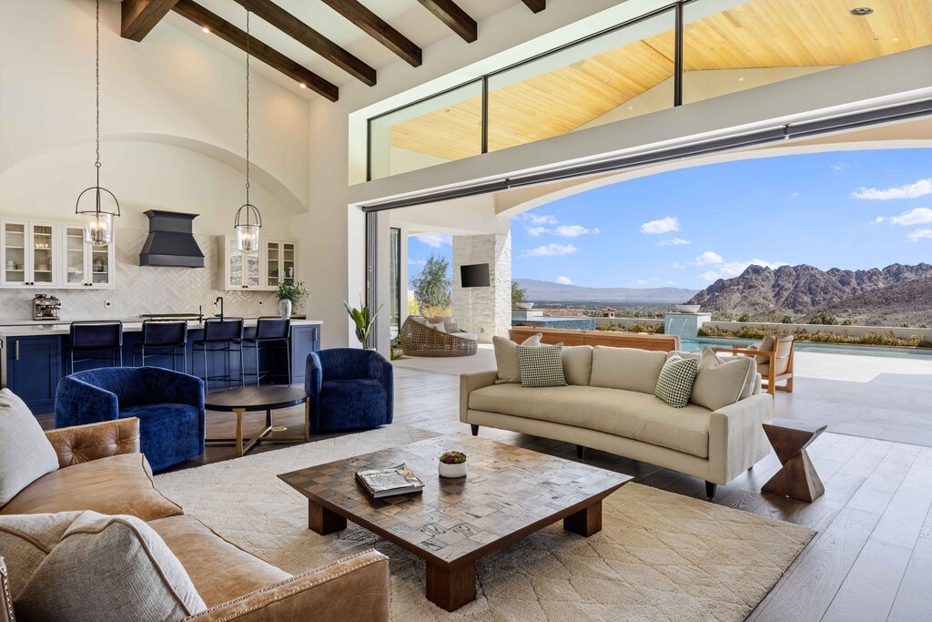 When you enter the great room, you will feel like you're entering a place that truly lives up to its name.