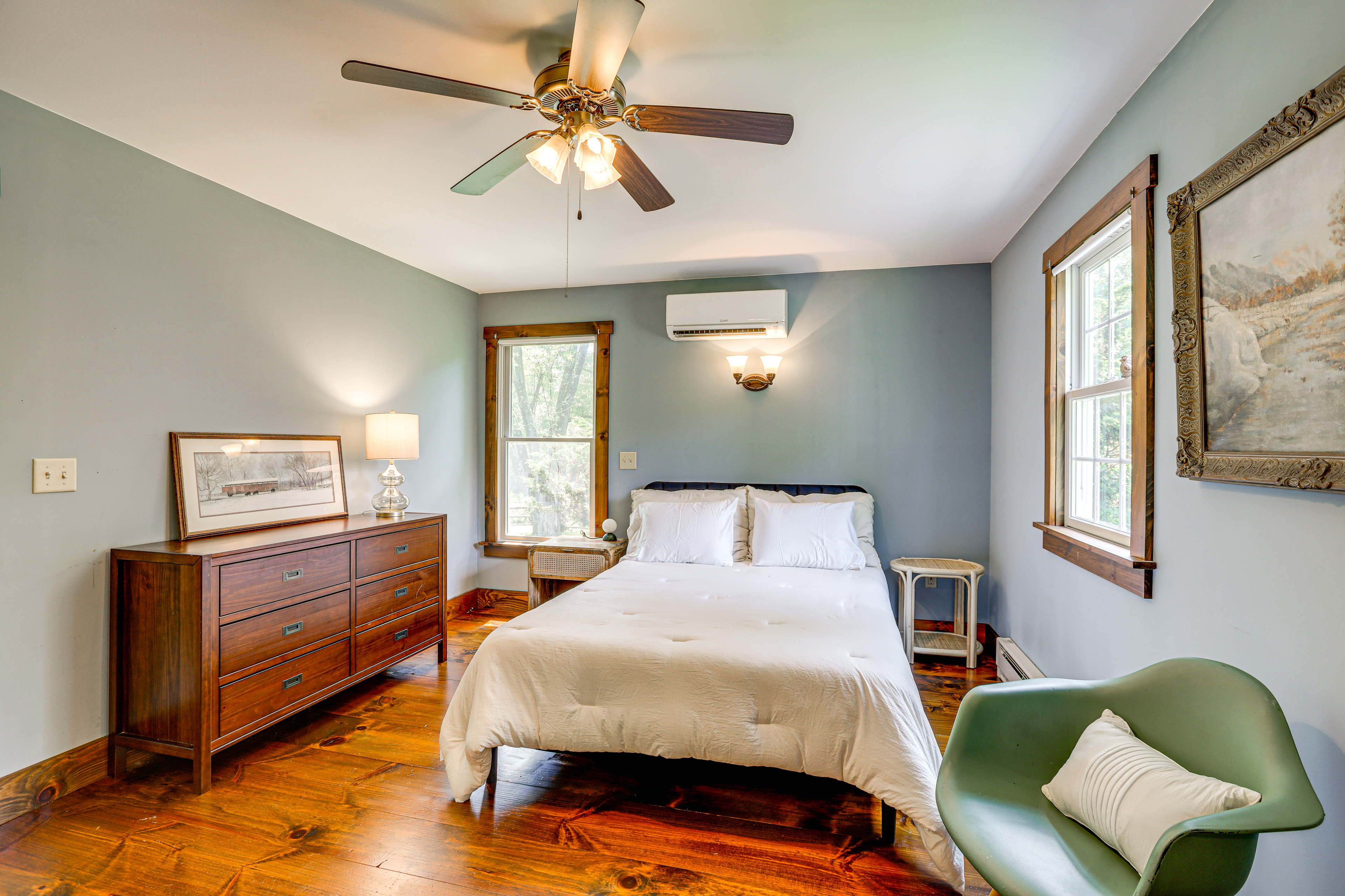 Walk to River: Couple’s Retreat in Kintnersville!