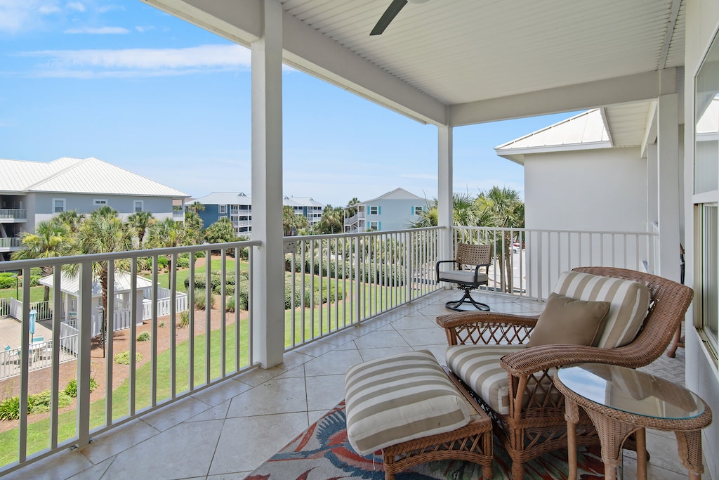 Pavilion Palms 203C balcony