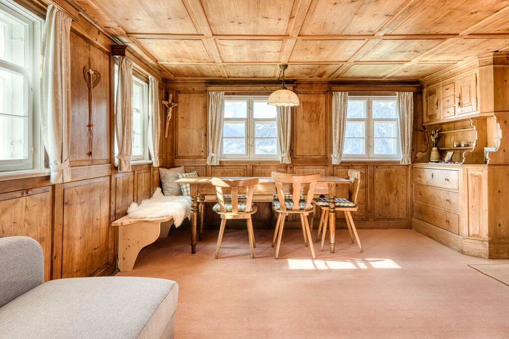 Dining room at Chalet Zimbablick in Bartholomäberg in Montafon.