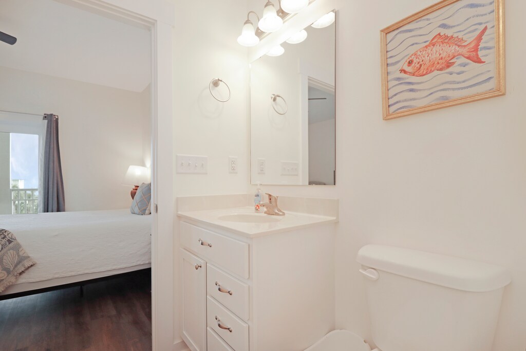 Bedroom 2 - Full Bathroom