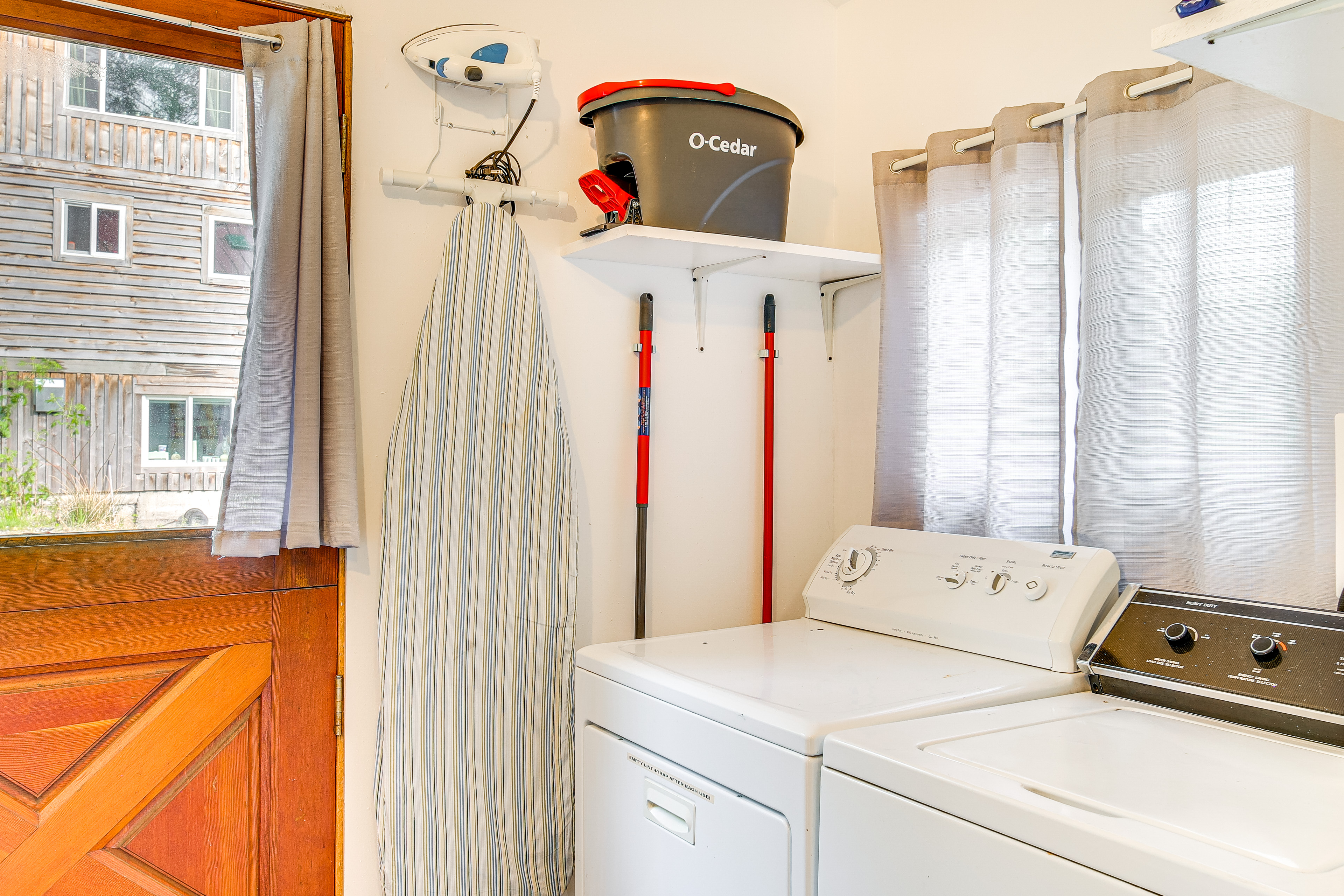 Salmon Return & Wildlife Roam: Ketchikan Getaway!