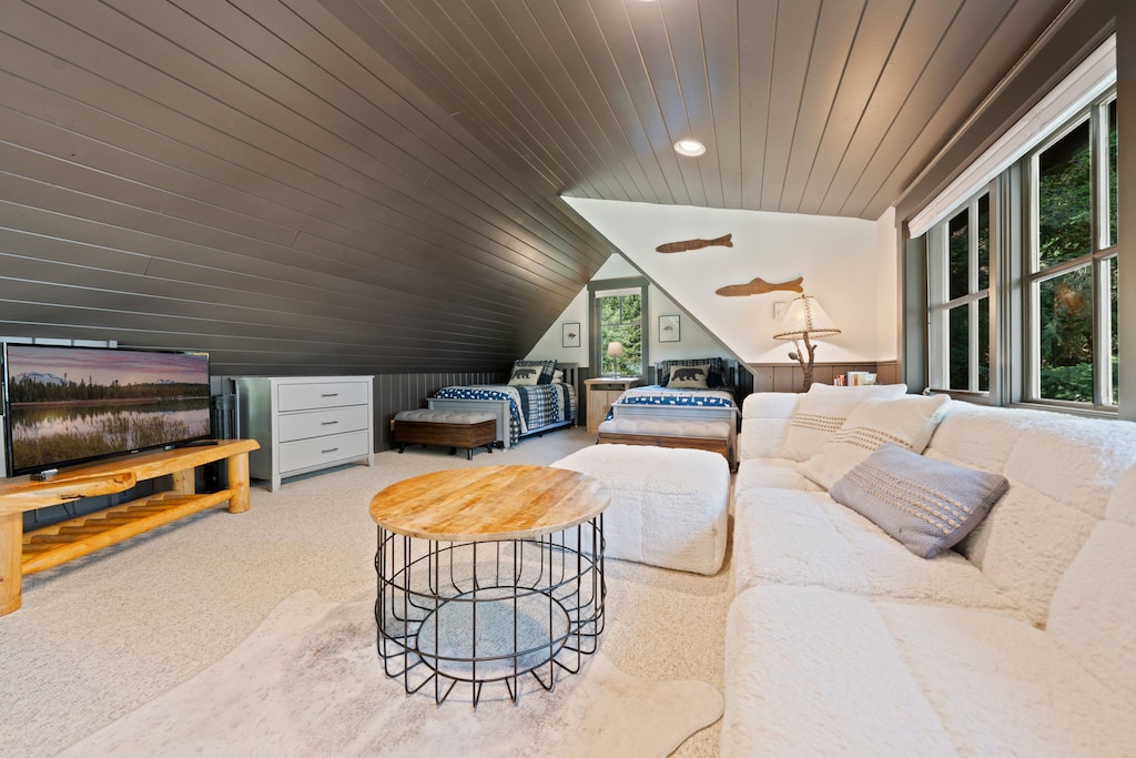 Two twins in the open loft/second bedroom