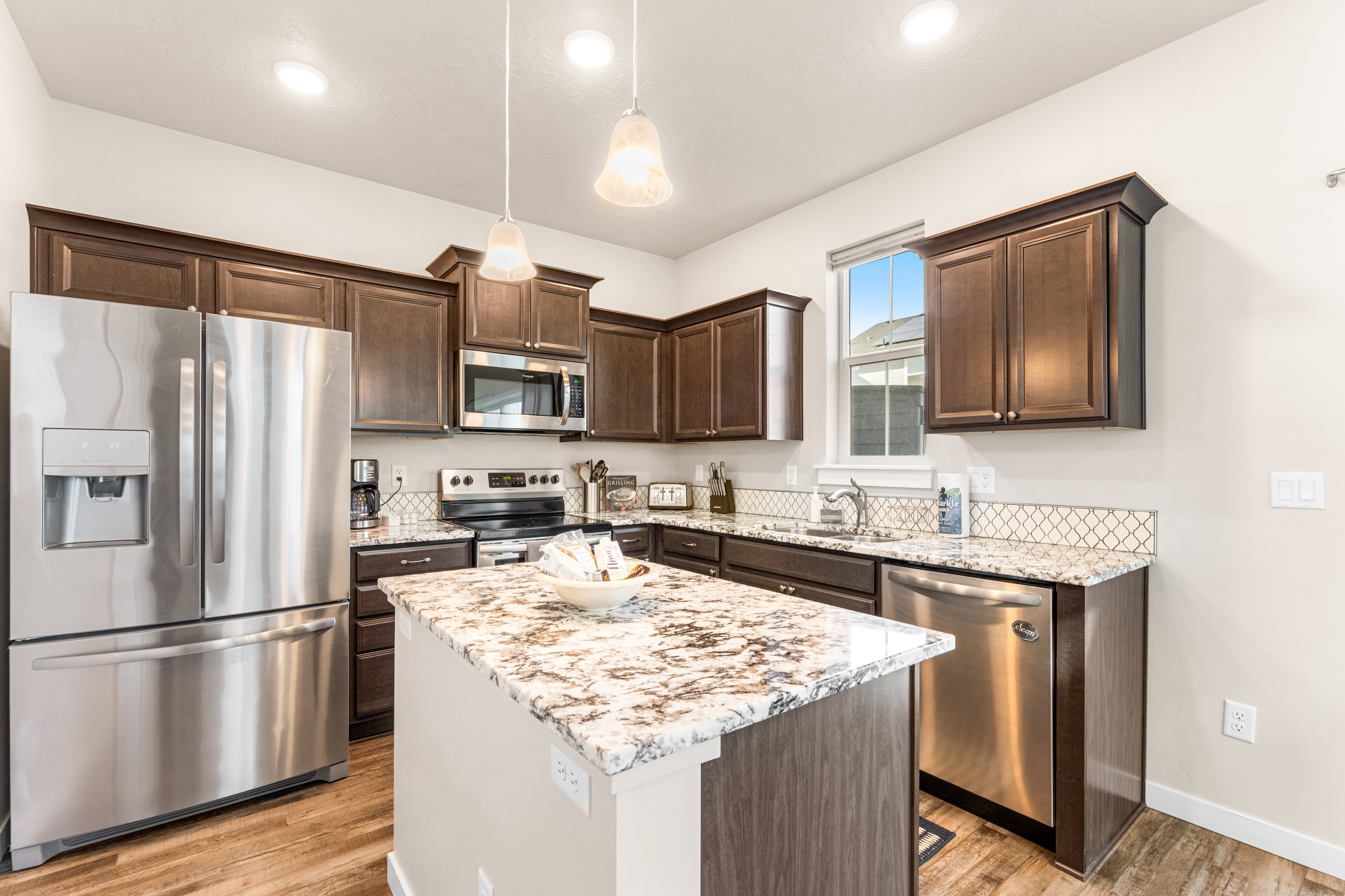 Dog Friendly Treasure Valley Retreat 3 bds 2.5 bth