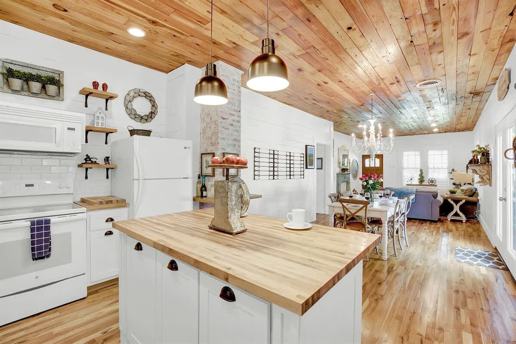 Seamlessly blending into the open-concept dining and kitchen space.