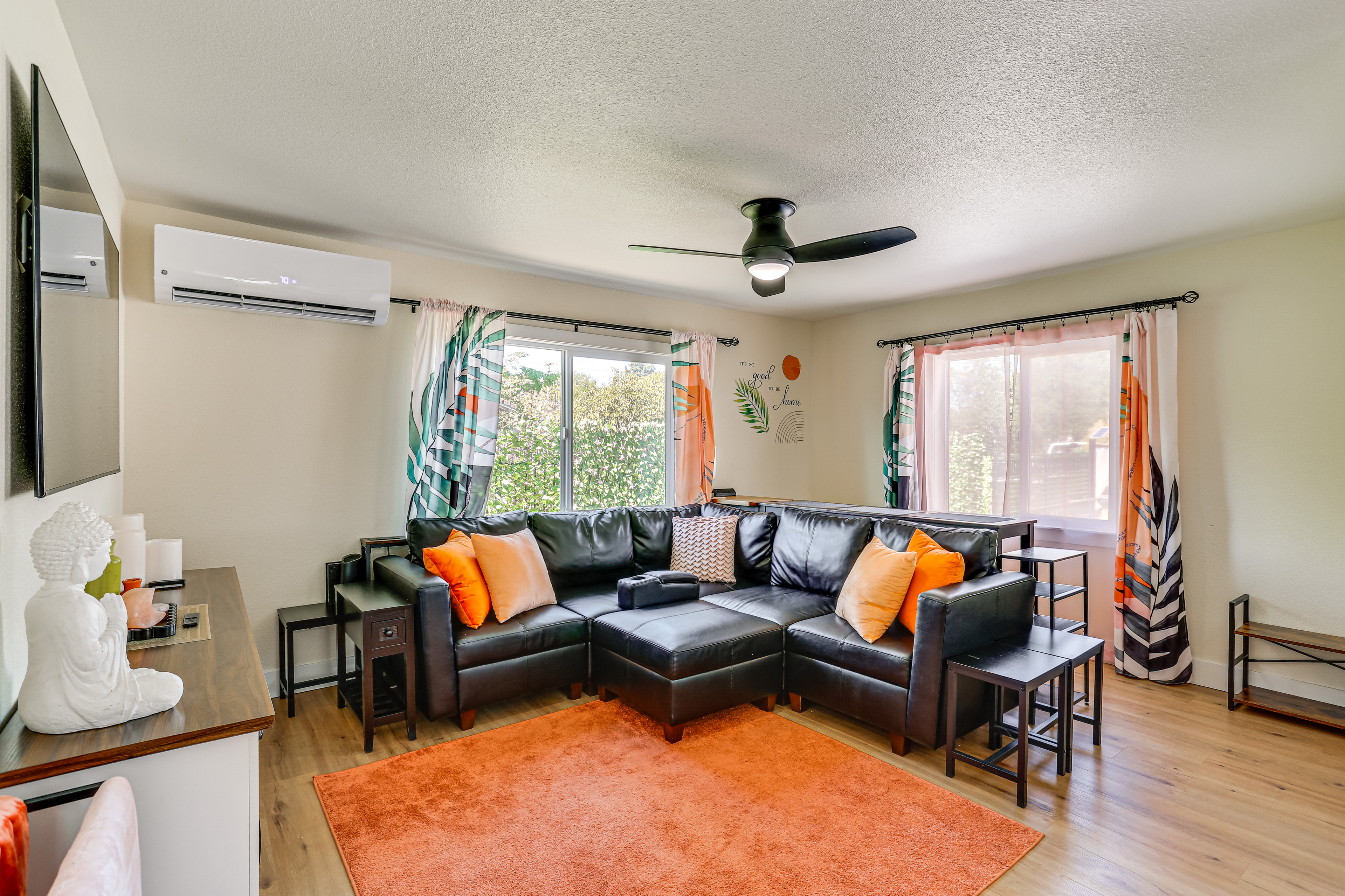 Walkable & Bright Bungalow in Dtwn Redding!