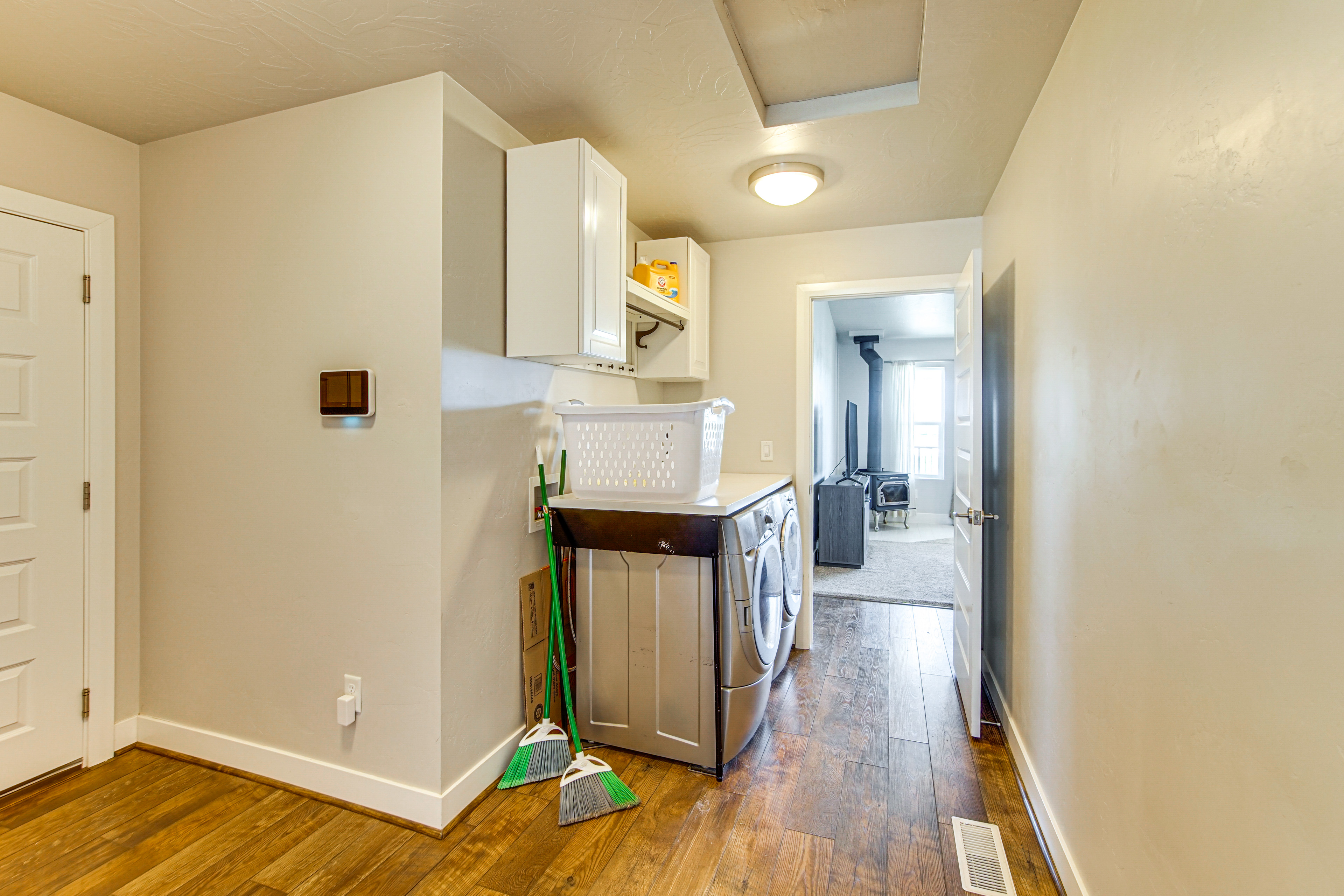 Panoramic Views: Spacious Home in Cedar City!