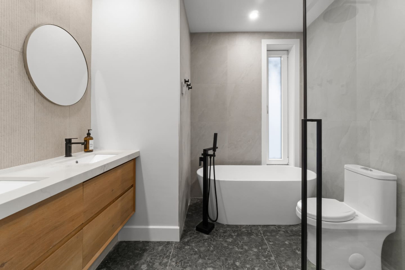 SD5A 4276 Harmony on the Plateau | Luxury 4BR + Central