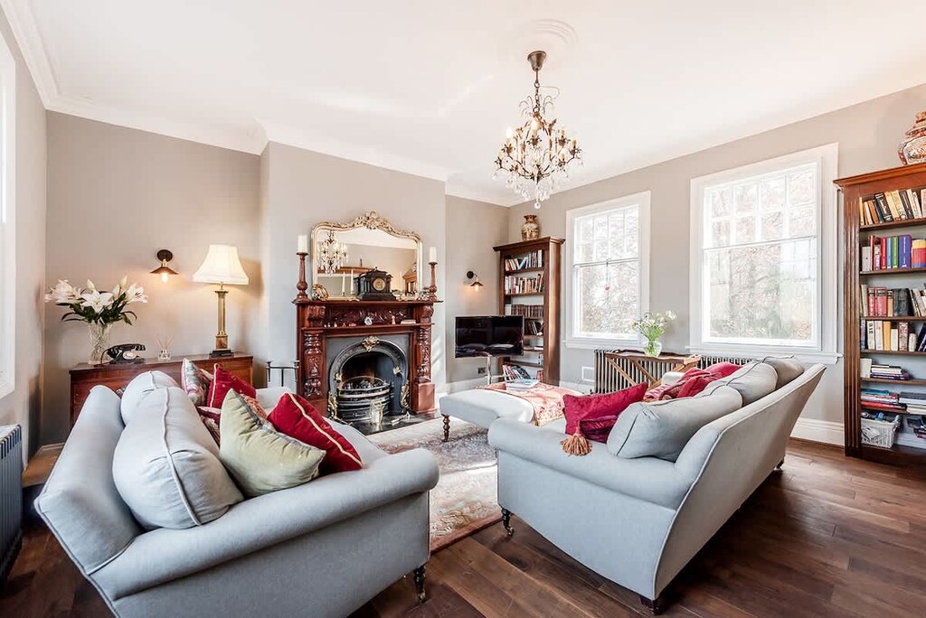 Period style living room 