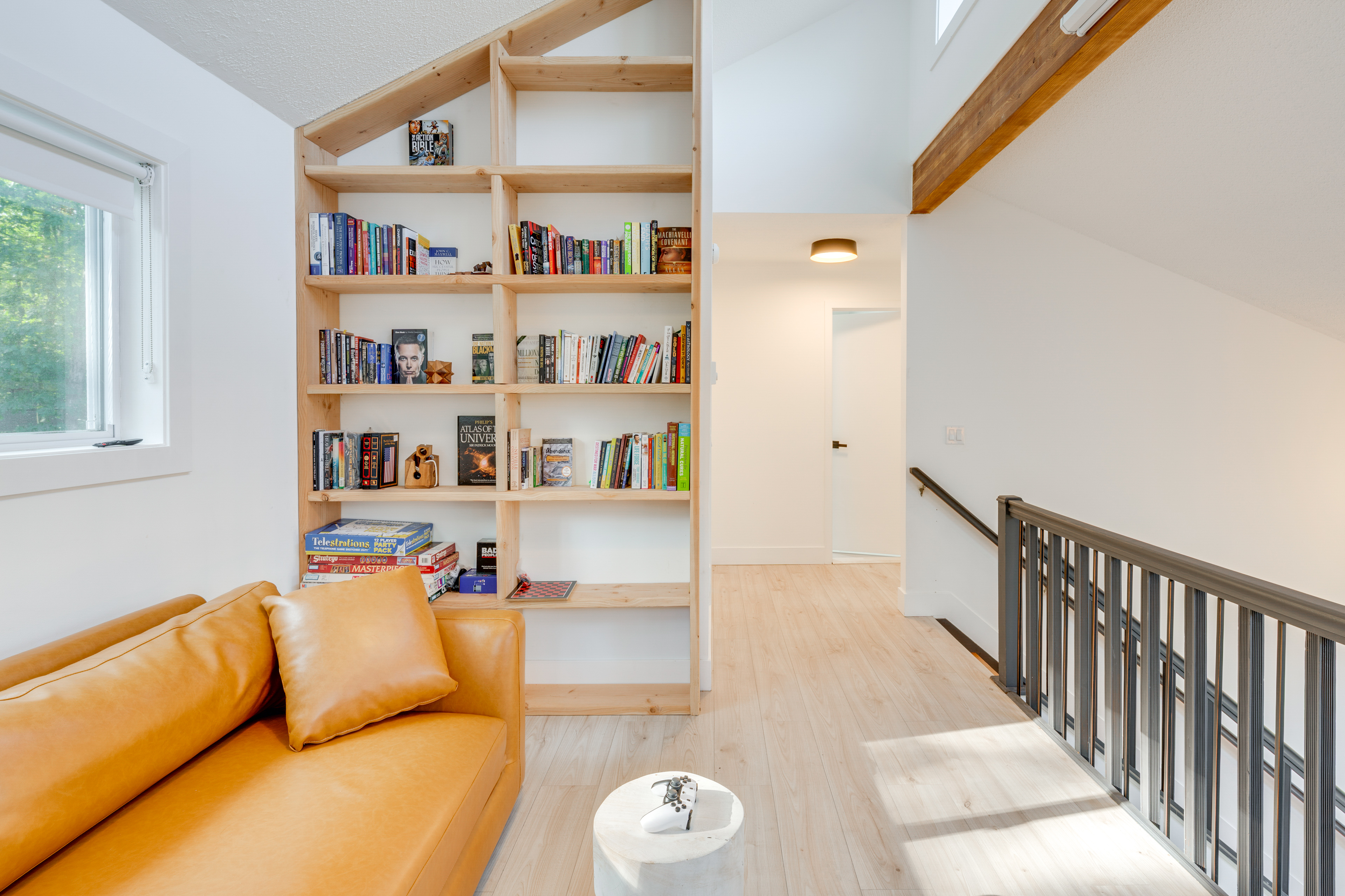 Private Yard, Playset: Family Home in Penn Estates