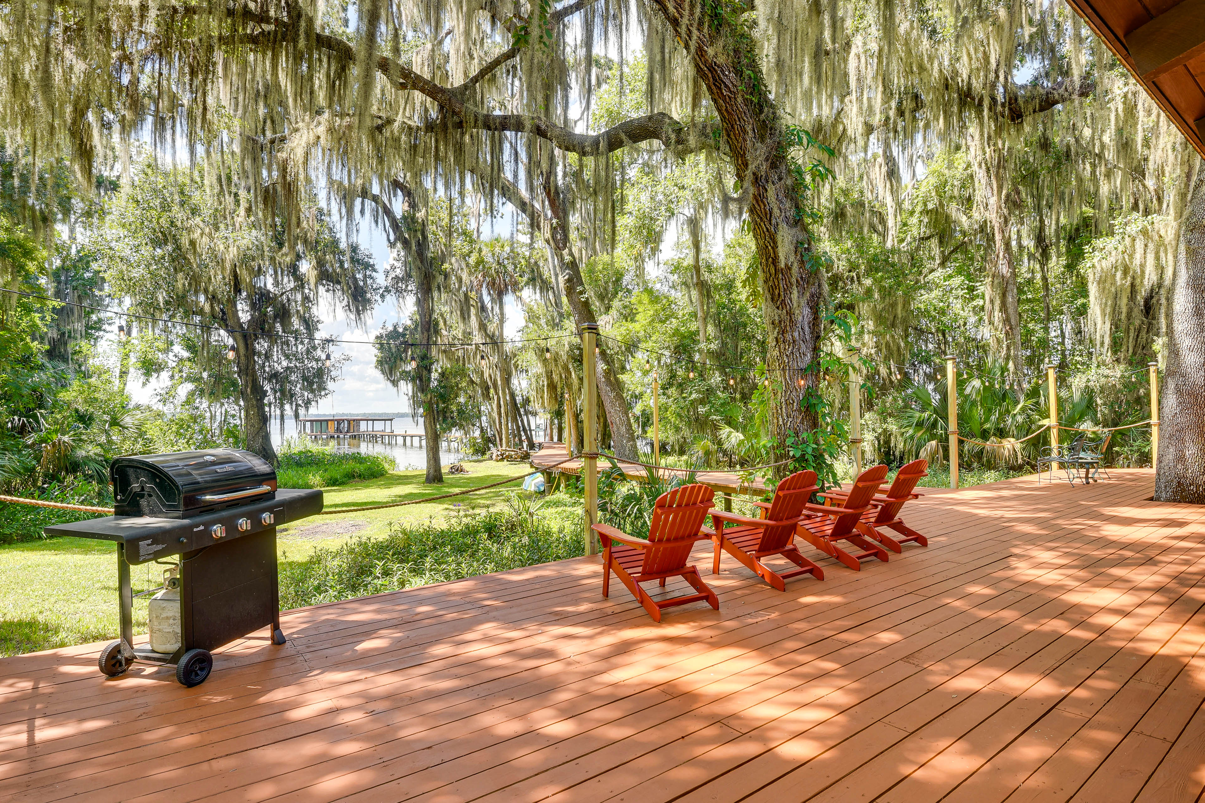 Little Lake George Hideaway w/ Furnished Boathouse