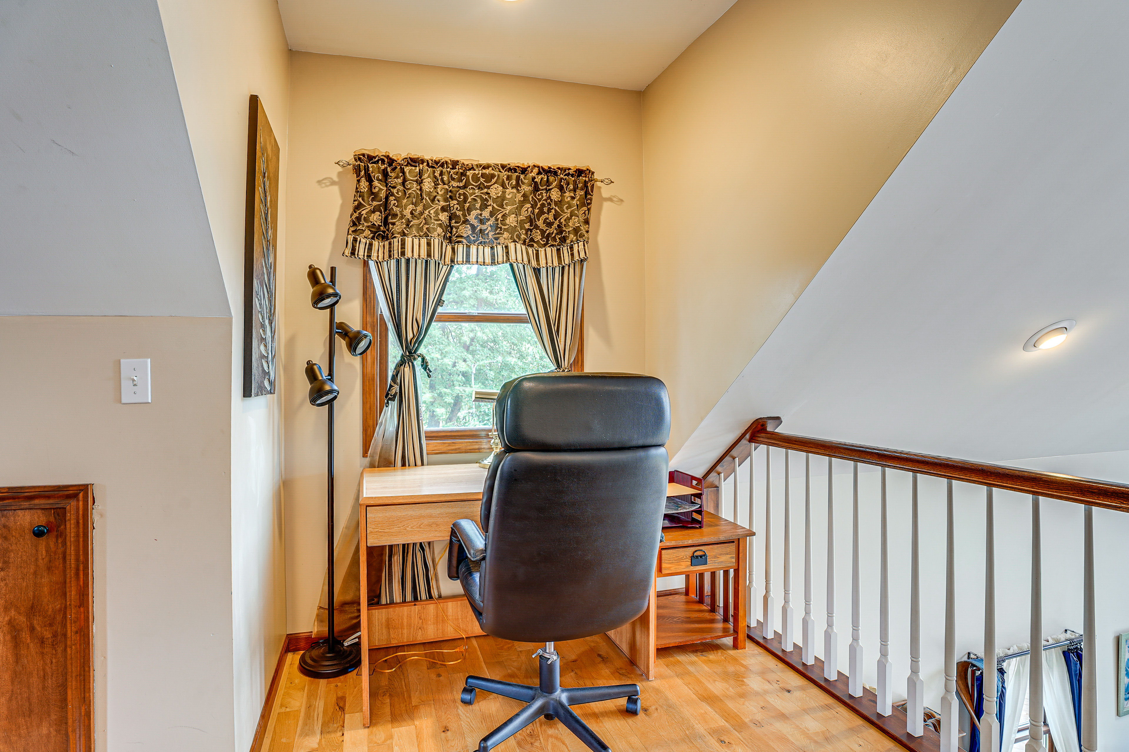 Garage Game Room, Bar: Coldwater Lake House!