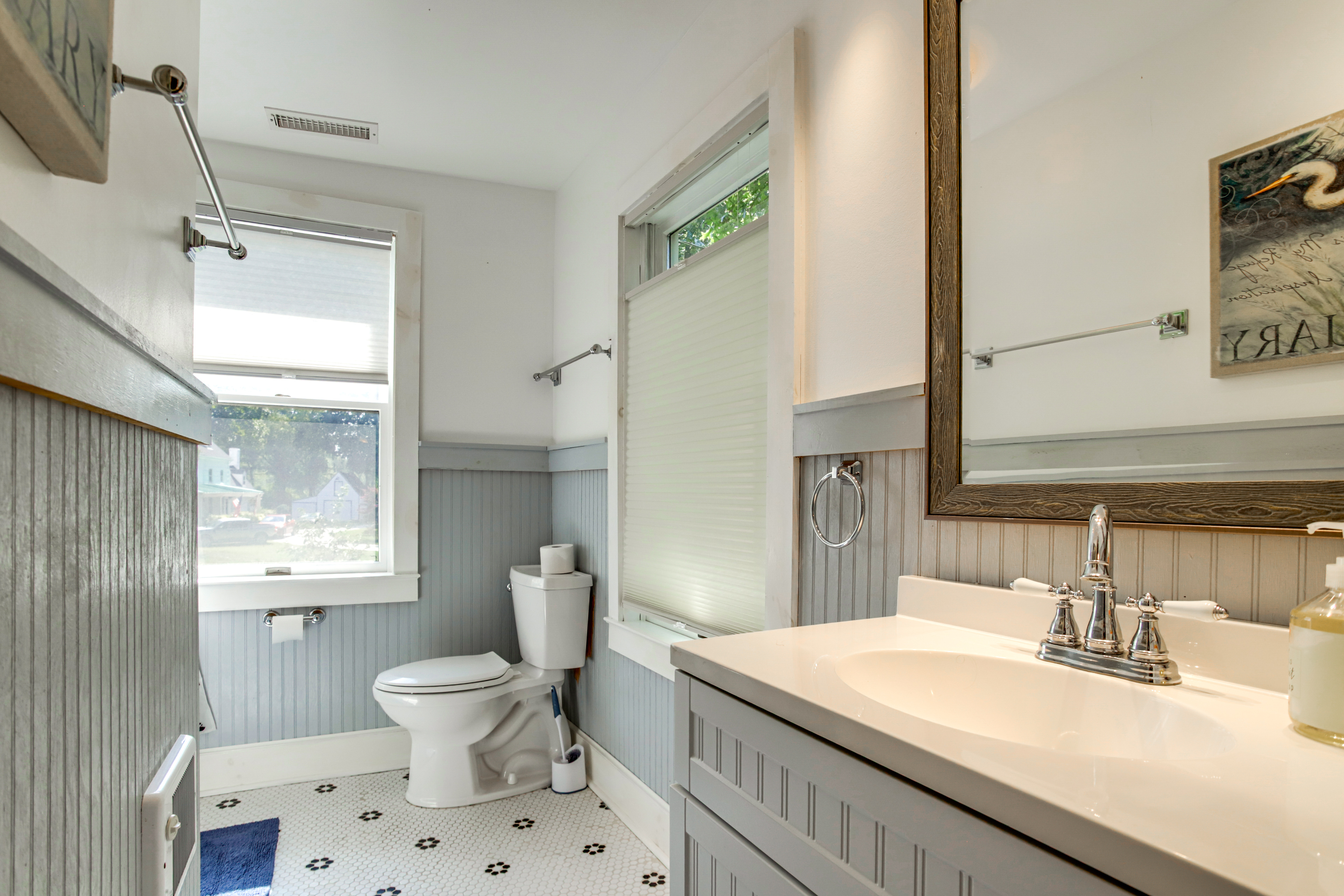 Charming Victorian Farmhouse on Historic Main St