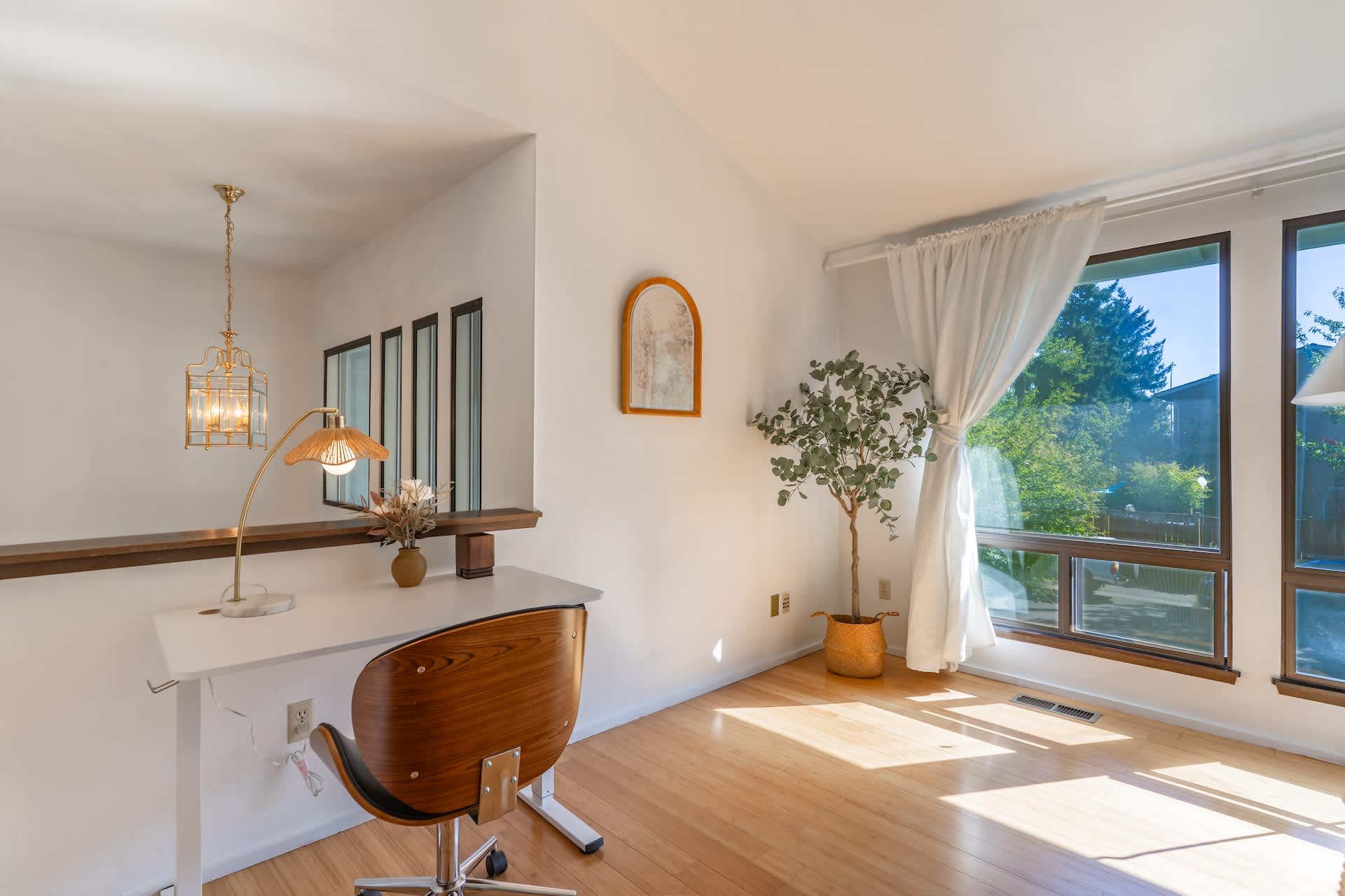 5BR Gem, Walk to Microsoft and Near Redmond DT