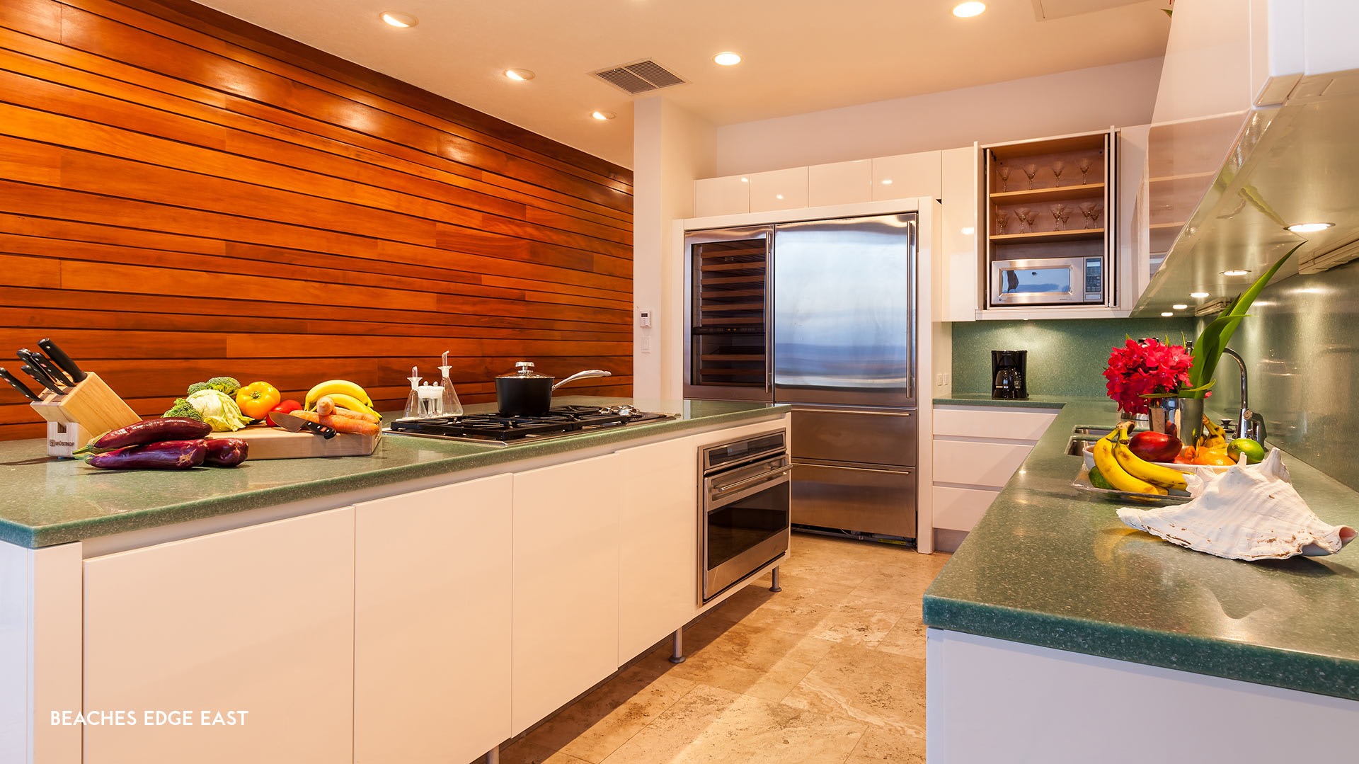 Oceanfront estate with stunning views