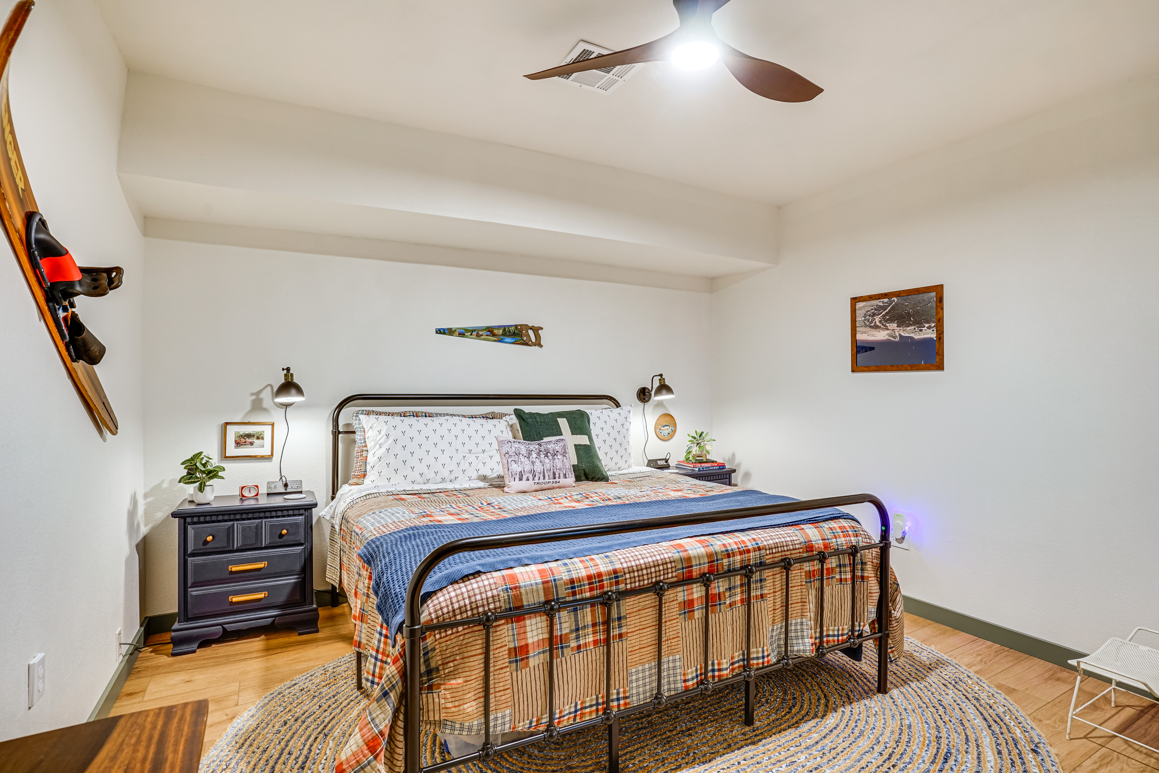 Lake View + Huge Deck: Cozy Possum Kingdom Retreat