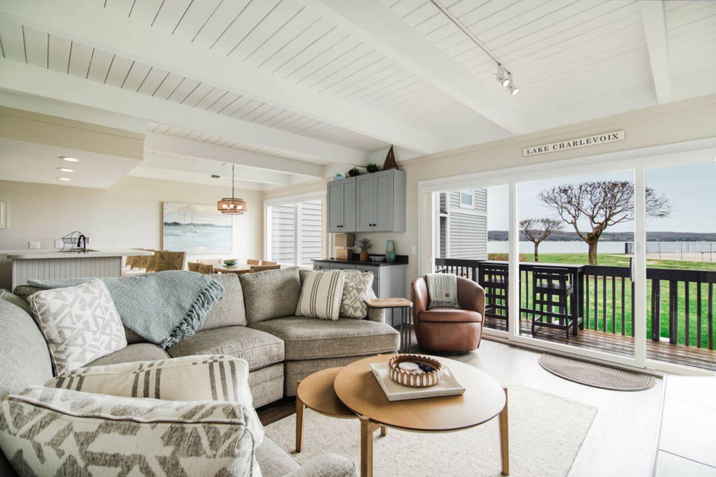 Landing: Heated Pool-Lake-Boat Dock