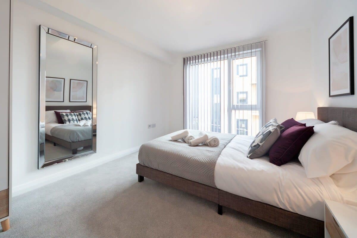 Modern 2 Bedroom Apartment in Ashford