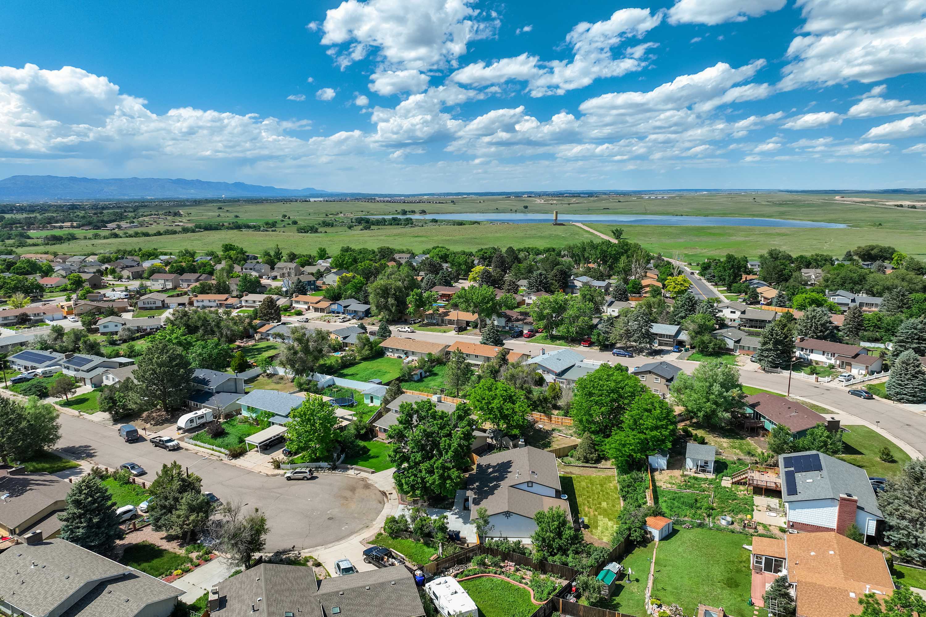 Fountain Mountain|Trails & Wildlife|BBQ + Fire Pit