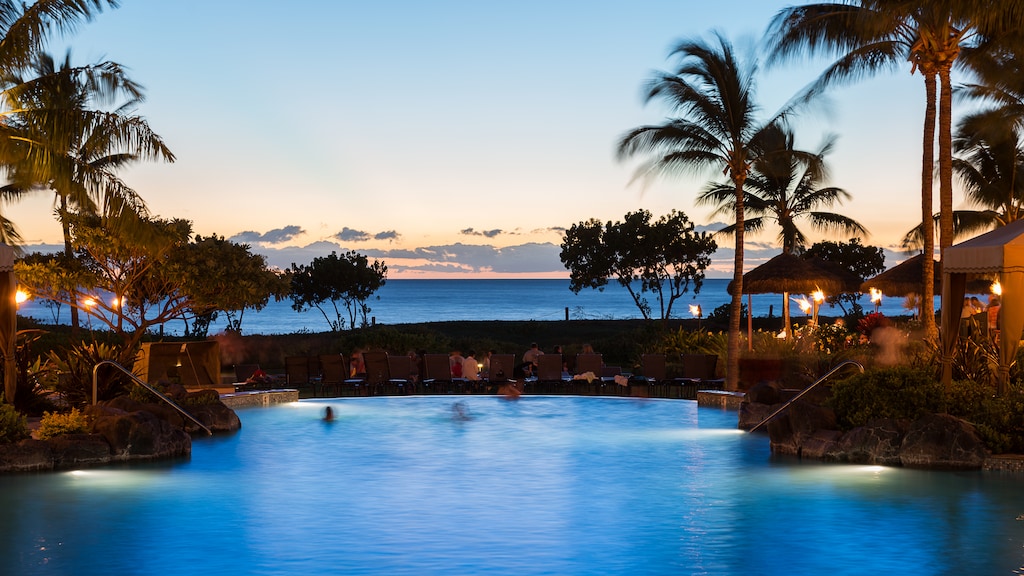 From pool dips to Duke’s dining, Honua Kai Konea 230 places you in the heart of resort luxury.