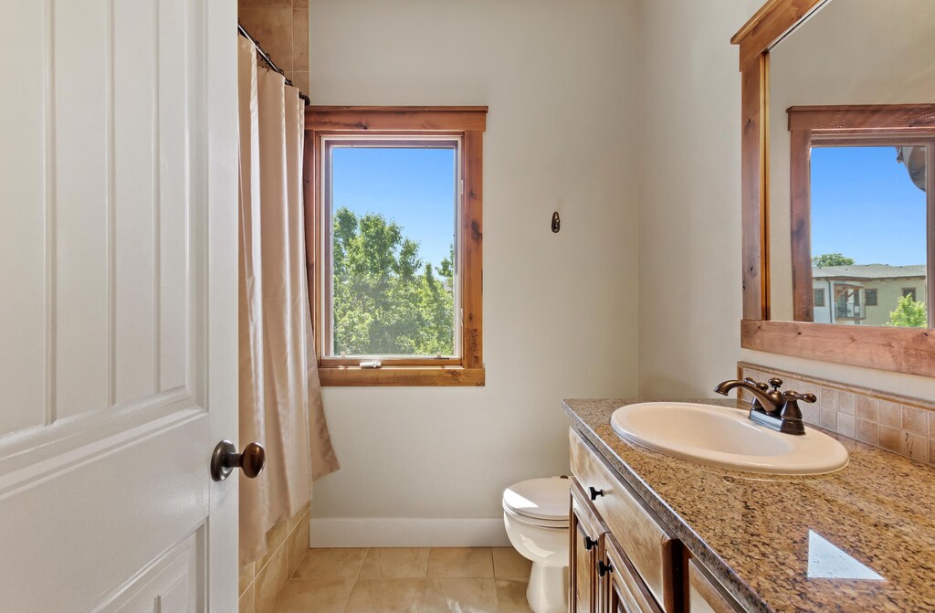 Secondary Upstairs Bathroom